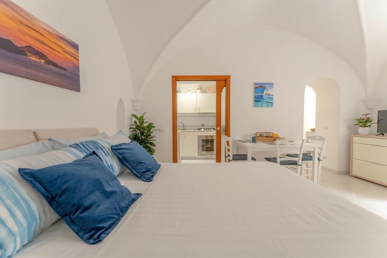 Suite Posterus 5 Capri Kültér fotó